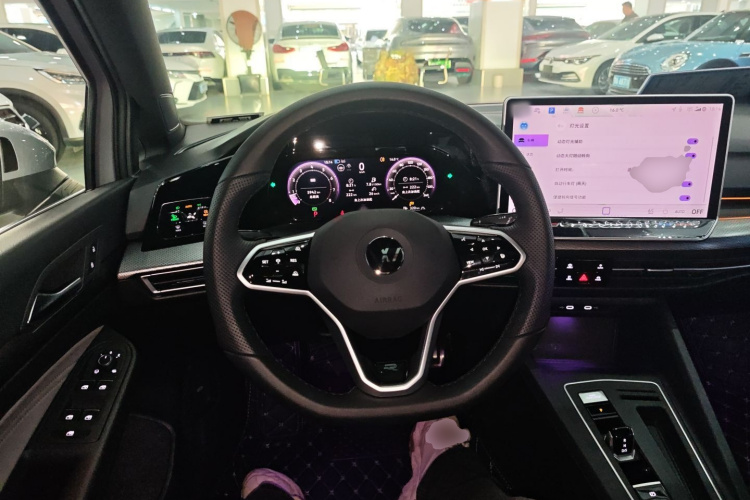 大众 高尔夫 2025款 300TSI R-Line中控内饰13