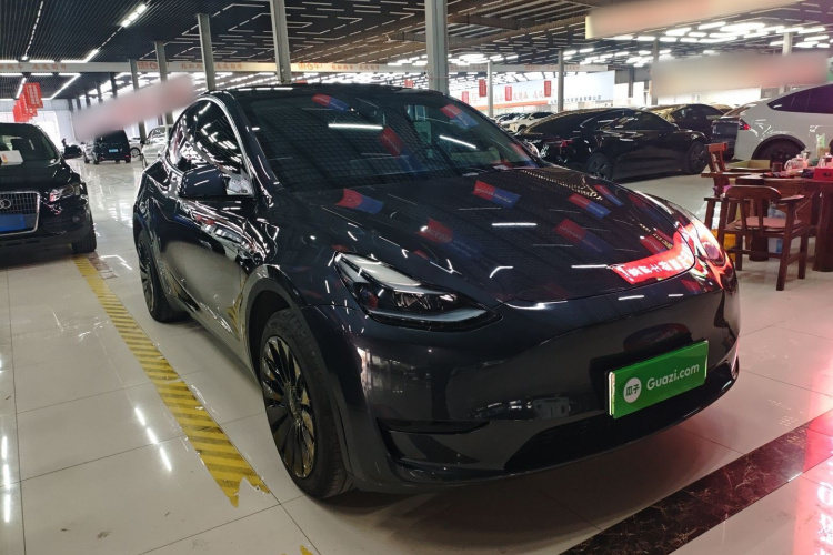 特斯拉 Model Y 2024款 后轮驱动版车身外观6002
