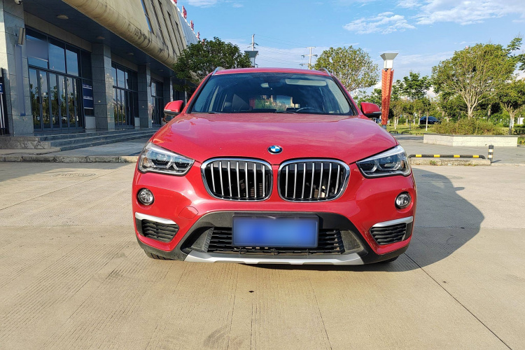 宝马X1 2018款 sDrive18Li 尊享型车身外观6001