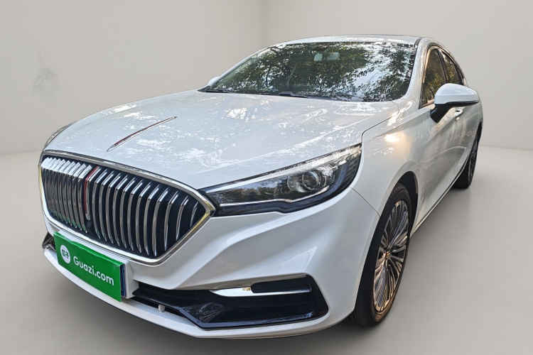 红旗H5 2022款 经典款 改款 1.5T DCT旗韵版车身外观1