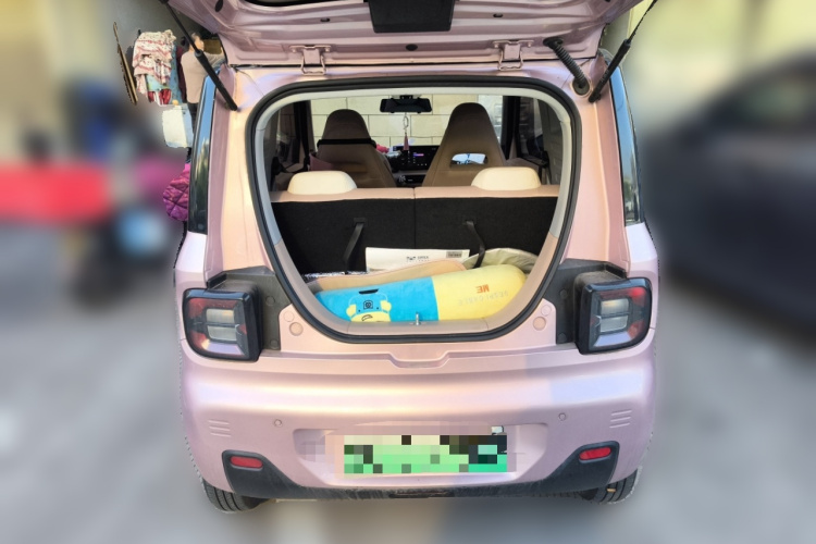 吉利银河 2023款 熊猫mini 200km 耐力熊中控内饰23