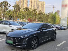 红旗E-QM5 2023款 改款 基础出行版