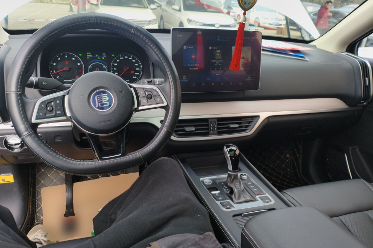比亚迪 唐 2018款 2.0T 自动智联尊贵型 5座 国V中控内饰7002