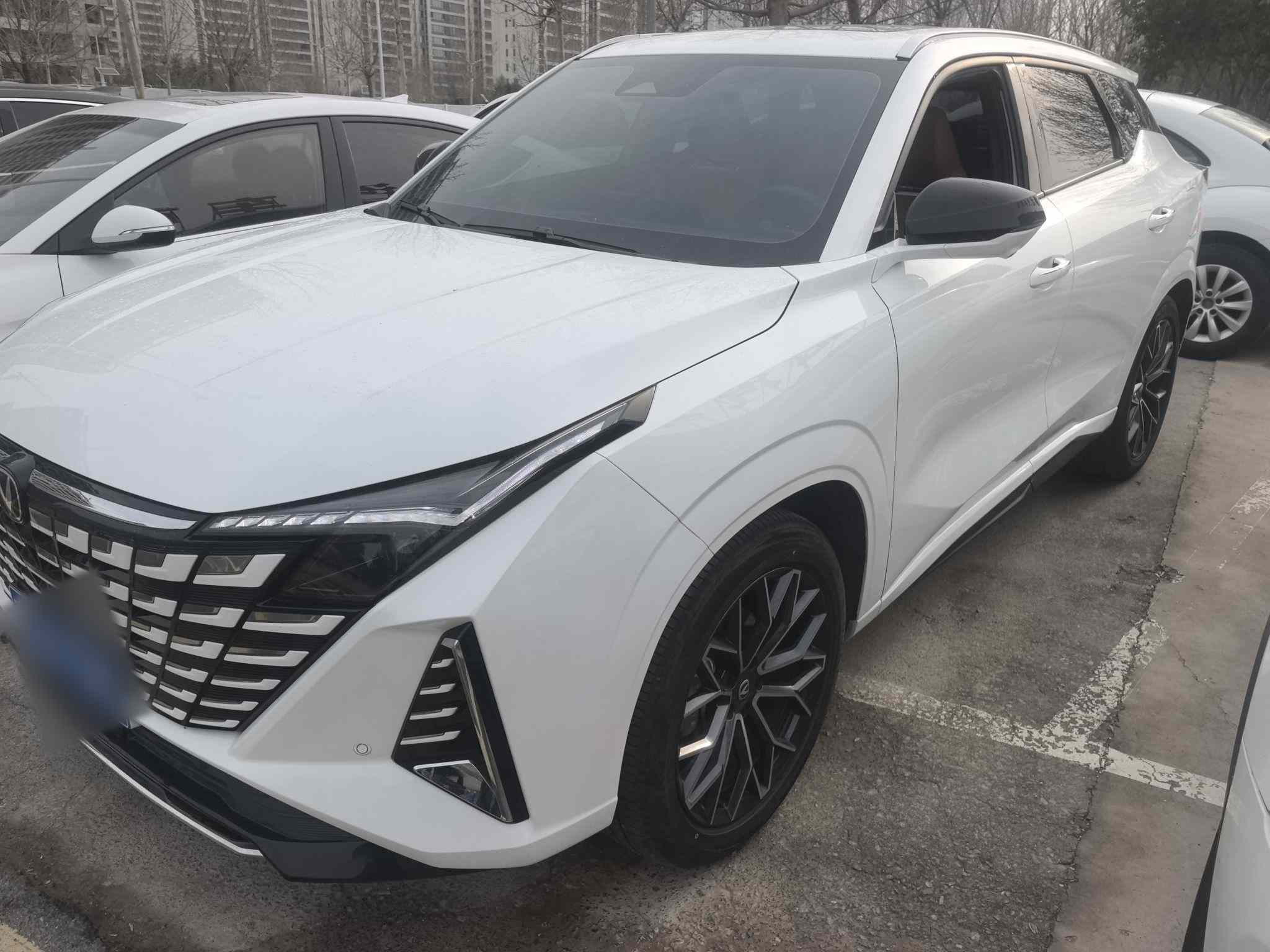 长安UNI-Z 2025款 1.5T 尊贵型(2)