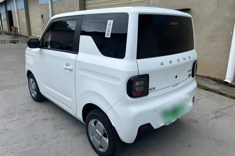 吉利银河 2024款 熊猫mini 200km 耐力熊车身外观4