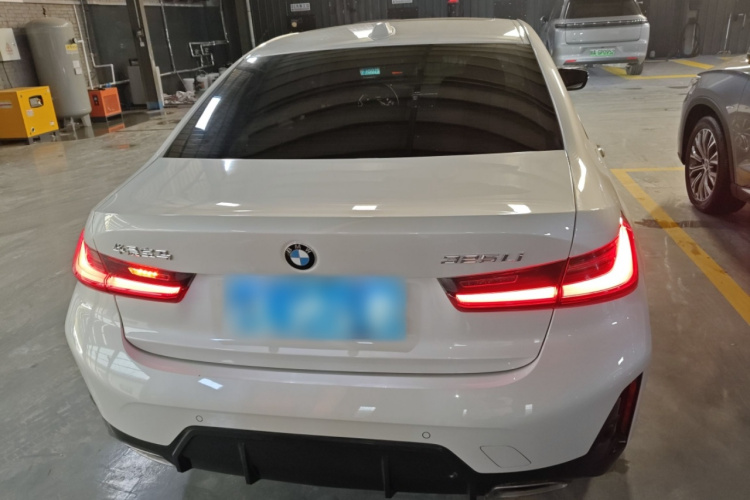 宝马3系 2024款 325Li M运动套装车身外观6