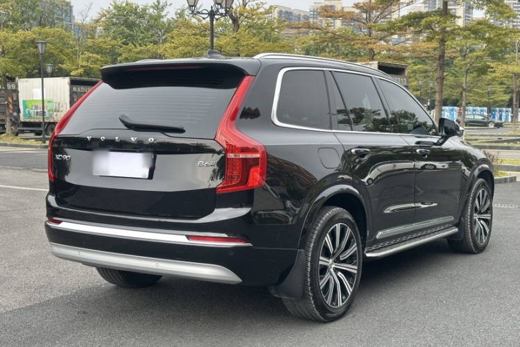沃尔沃XC90 2022款 B6 智逸豪华版 7座车身外观6004