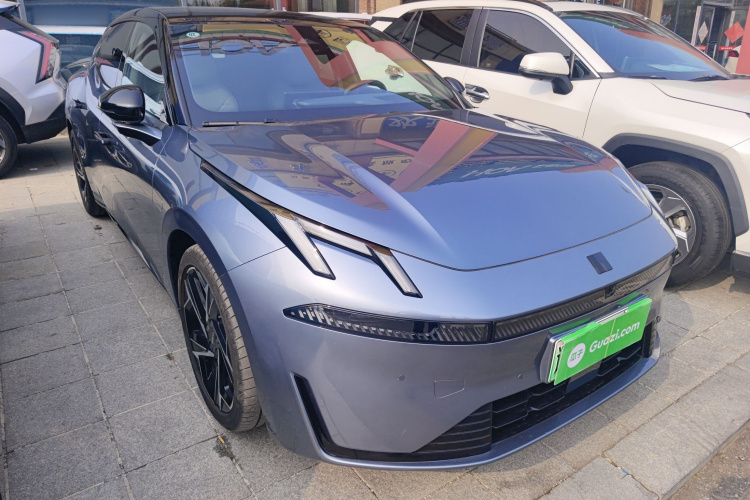 领克07 2024款 EM-P 126长续航 Ultra车身外观3