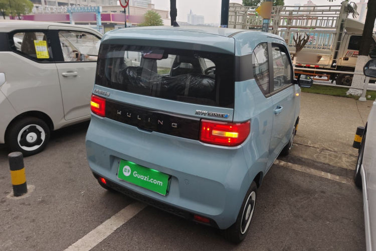 五菱汽车 宏光MINIEV 2021款 马卡龙臻享款 三元锂车身外观7