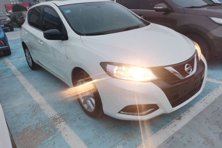 日产 骐达TIIDA 2021款 1.6L CVT酷动版车身外观6002