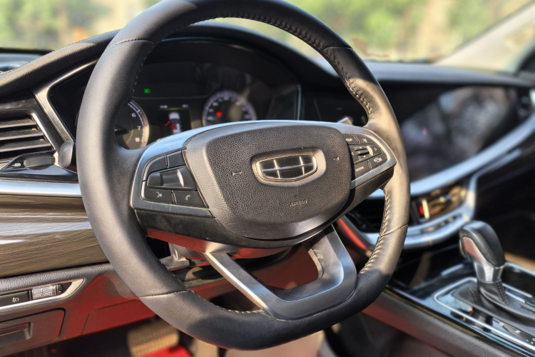 吉利汽车 博瑞 2020款 1.8T 领航版中控内饰7006