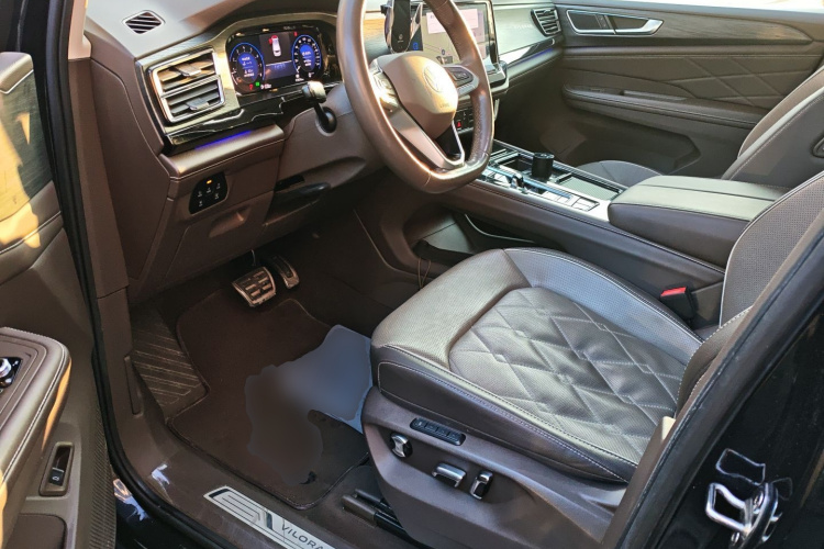 大众 威然 2022款 380TSI 尊贵版中控内饰20