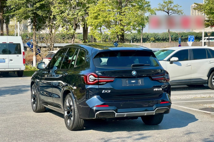 宝马iX3 2022款 改款 创领型车身外观6002