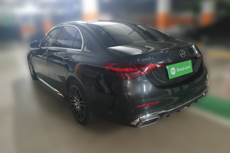 奔驰C级 2024款 C 200 L 运动版车身外观5