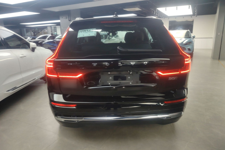 沃尔沃XC60 2024款 B5 四驱智远豪华版车身外观6