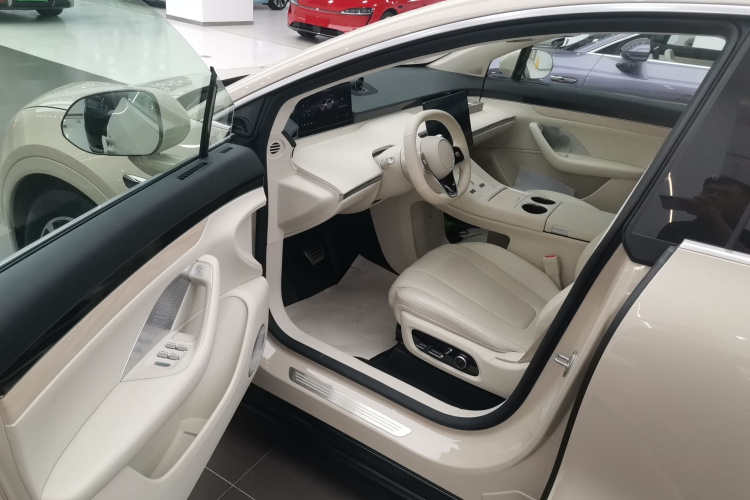 鸿蒙智行 智界R7 2024款 纯电 802km Max中控内饰20