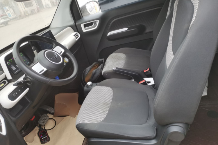 五菱汽车 宏光MINIEV 2024款 第三代 215km 进阶版中控内饰19