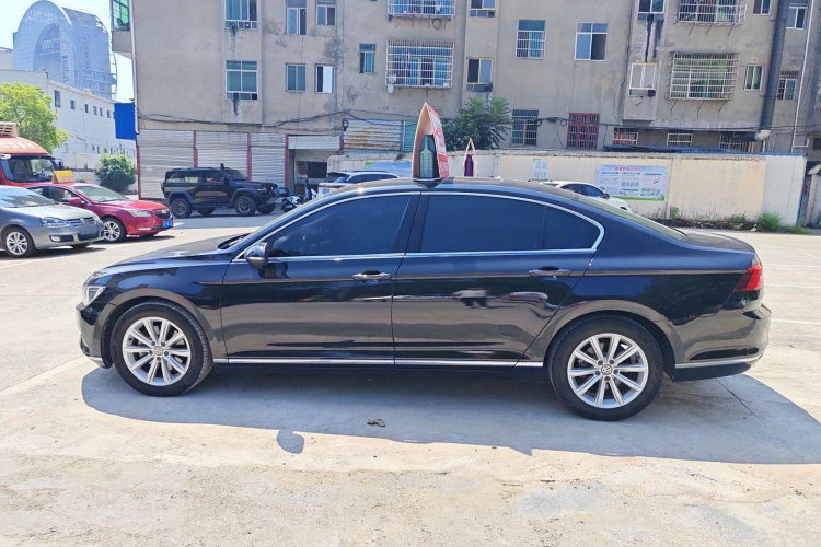 大众 迈腾 2018款 330TSI DSG 领先型车身外观6005