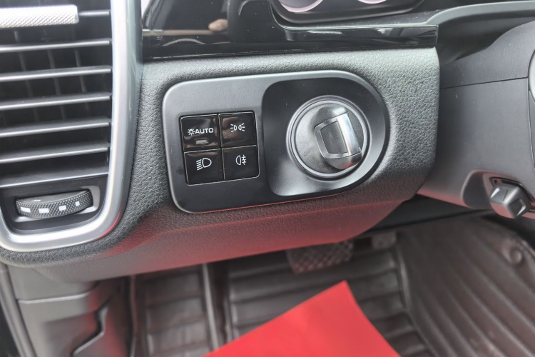 保时捷 Cayenne新能源 2019款 Cayenne E-Hybrid 2.0T中控内饰7004