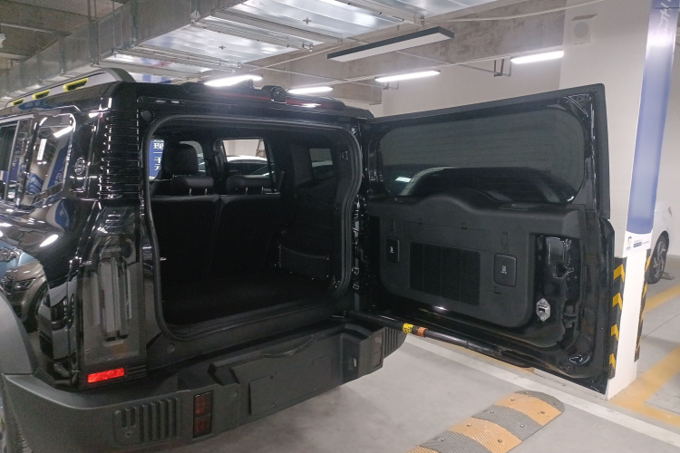 捷途山海 捷途旅行者C-DM 2024款 C-DM 208KM 山野版机舱底盘23