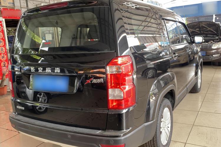 长安欧尚X70A 2018款 1.5L 手动舒适型车身外观6003