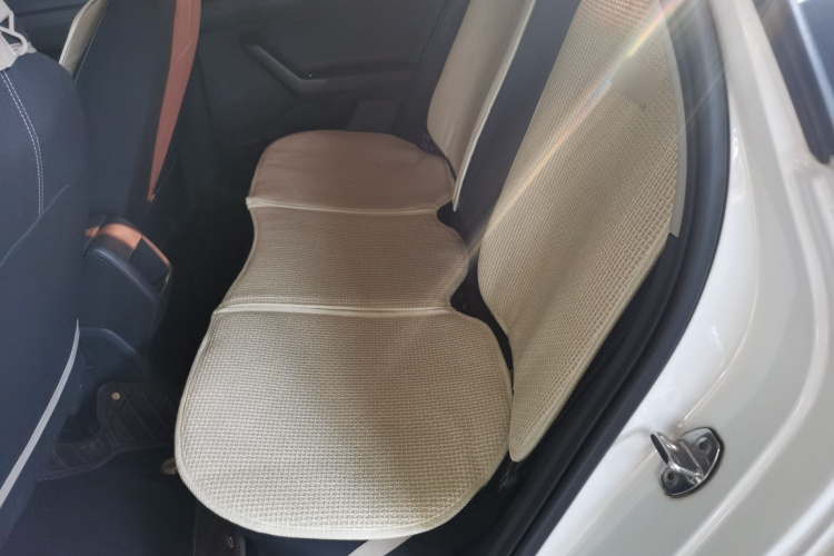 大众 Polo 2019款 Plus 1.5L 自动全景乐享版中控内饰21