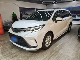 丰田 格瑞维亚 2023款 2.5L混动 舒适版