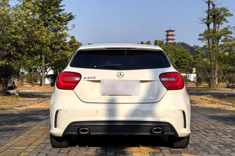 奔驰A级(进口) 2015款 A 200 运动型车身外观6004