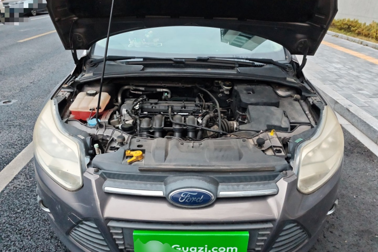 福特 福克斯 2012款 三厢 1.6L 自动风尚型局部细节24