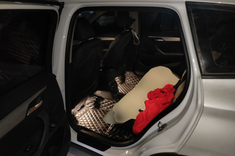 宝马X1 2016款 sDrive18Li 时尚型中控内饰21