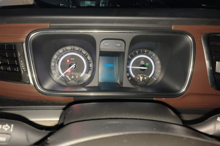 别克GL8 2017款 25S 豪华型 国V局部细节14