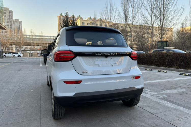 零跑汽车 零跑T03 2023款 403轻享版车身外观6003