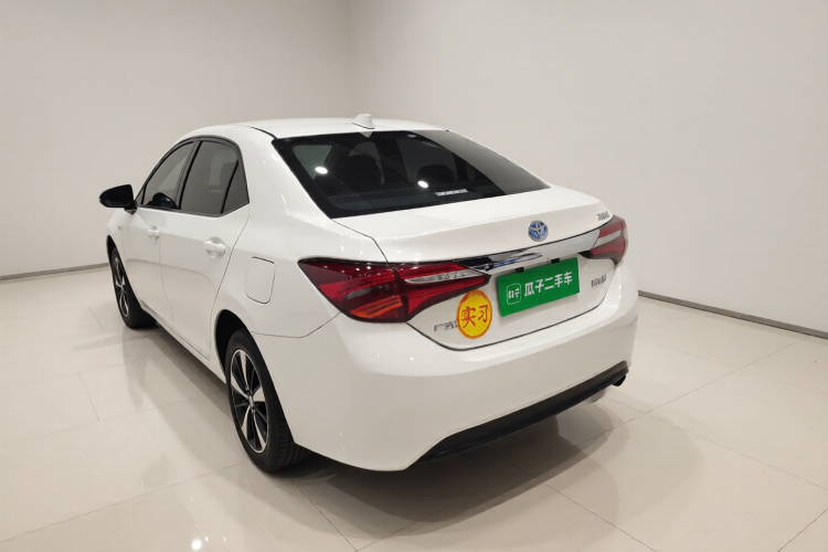 丰田 雷凌双擎E+ 2019款 1.8PH GS E-CVT精英版车身外观5