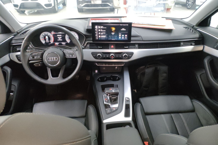 奥迪A4L 2023款 40 TFSI 时尚动感型中控内饰7002