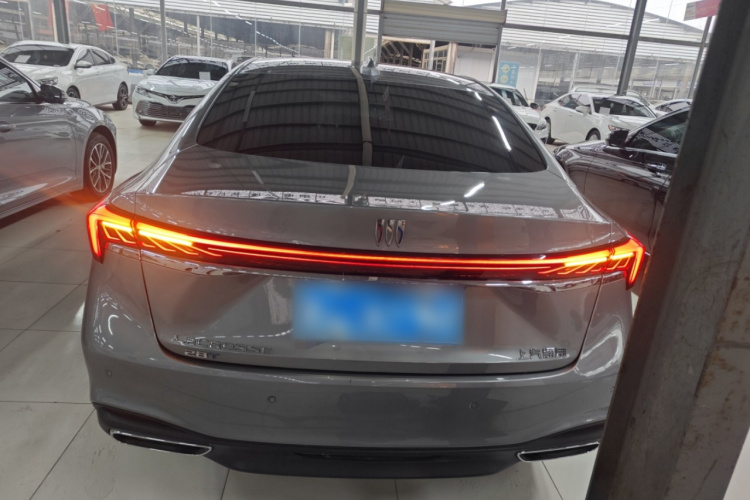 别克 君越 2023款 28T 越尊版车身外观6