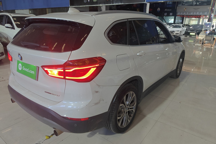 宝马X1 2019款 sDrive20Li 领先型车身外观7