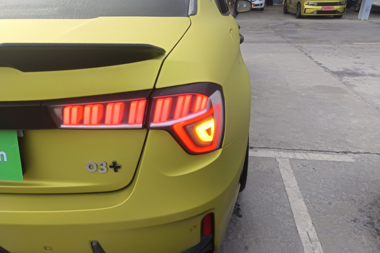 领克03 2020款 03+ 2.0TD 自动驭风版车身外观9