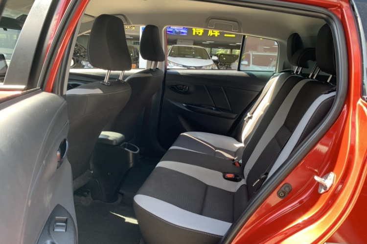丰田 YARiS L 致炫 2021款 致炫X 1.5L CVT领先版中控内饰7002