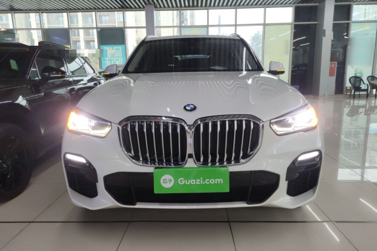 宝马X5(进口) 2019款 xDrive30i M运动套装车身外观2
