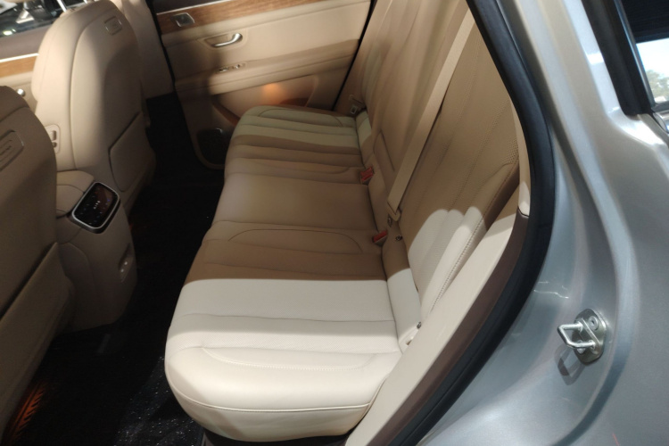 鸿蒙智行 问界M7 2024款 1.5T 后驱Plus版 5座中控内饰21