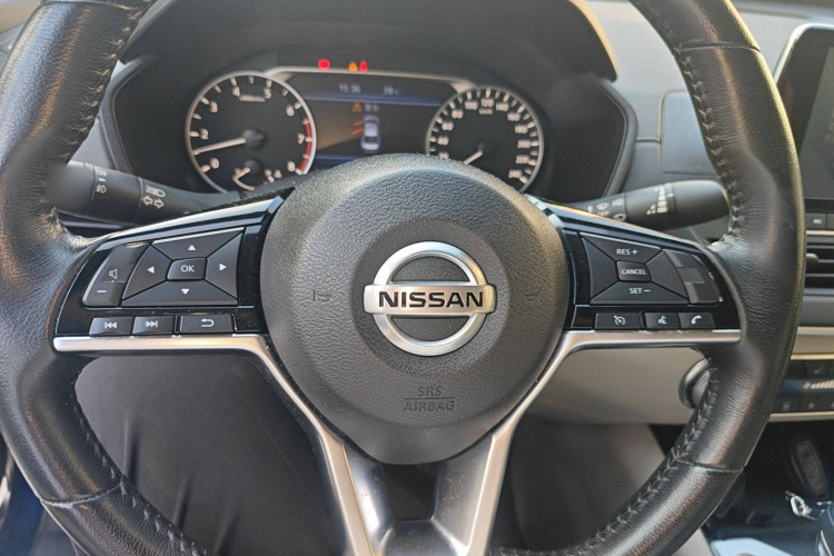 日产 天籁 2019款 2.0L XL Upper 智行版中控内饰13