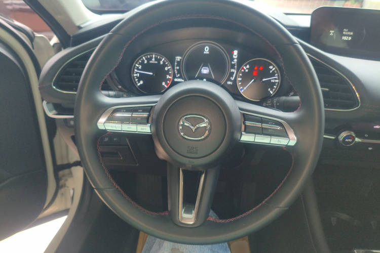 马自达3 昂克赛拉 2023款 2.0L 自动质耀版中控内饰13