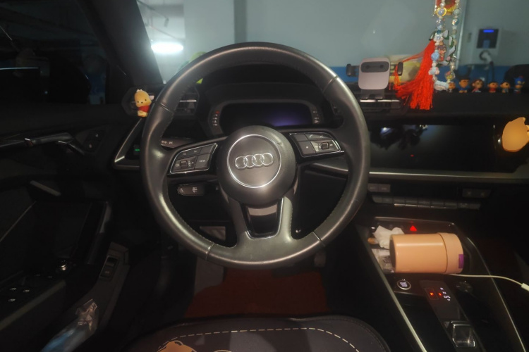奥迪A3 2021款 A3L Limousine 35 TFSI 进取运动型中控内饰13