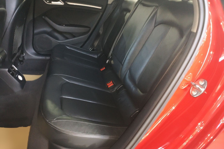 奥迪A3 2019款 Sportback 35 TFSI 风尚型 国V中控内饰21