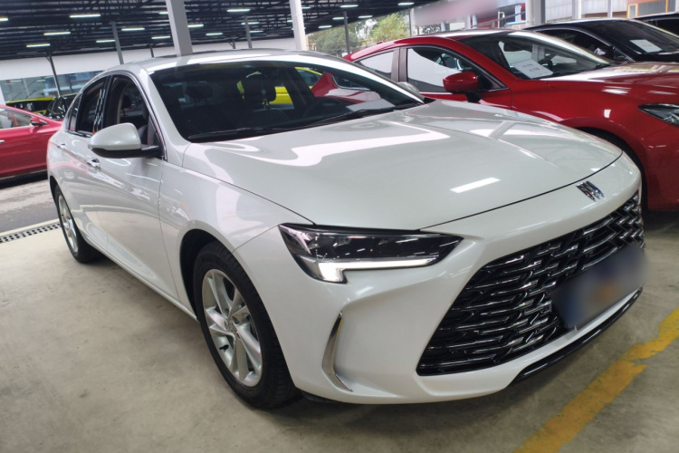 别克 君威 2024款 25T 超享版车身外观3