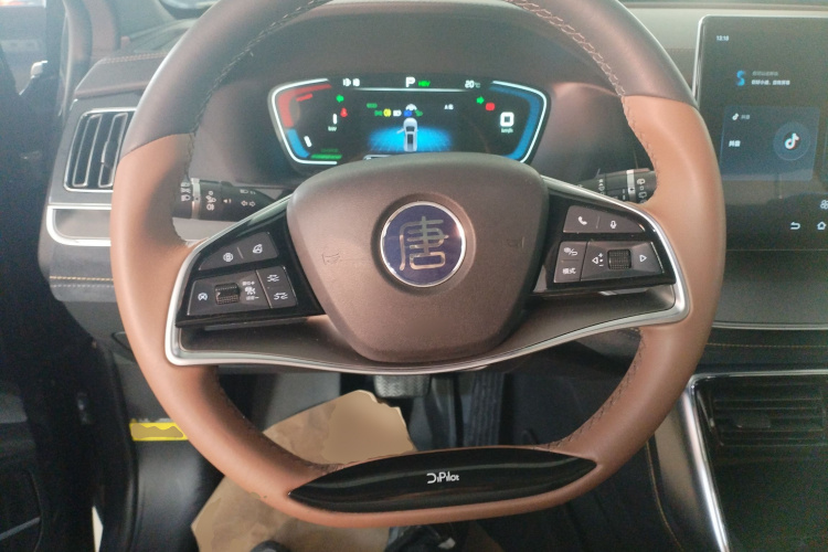 比亚迪 唐新能源 2021款 DM-i 112KM 尊贵型中控内饰13