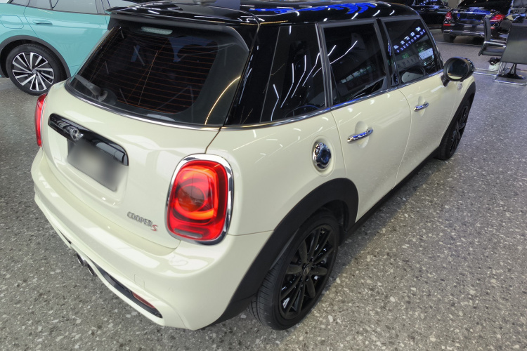 MINI 2016款 2.0T COOPER S 五门版车身外观6005