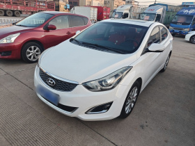 现代 朗动 2016款 1.6L 自动尊贵型