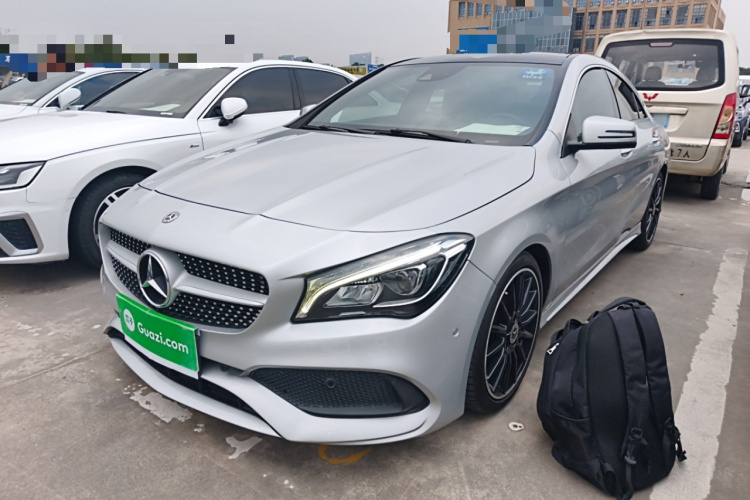 奔驰CLA 2018款 CLA 200 时尚型车身外观1