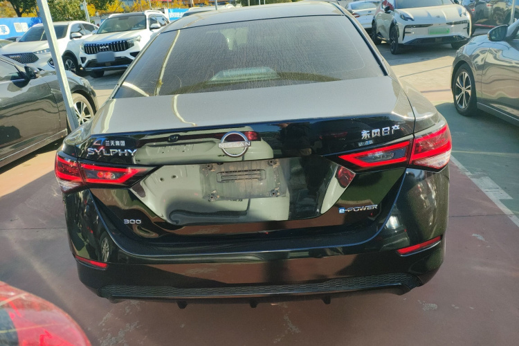 日产 轩逸 2022款 电驱版e-POWER 超智联PLUS车身外观6004